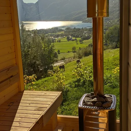 Ein Heilt Spesiell Lave I Semesterbostad *