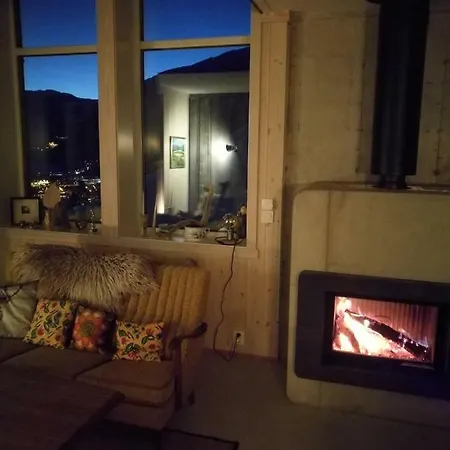 Semesterbostad Ein Heilt Spesiell Lave I Røldal