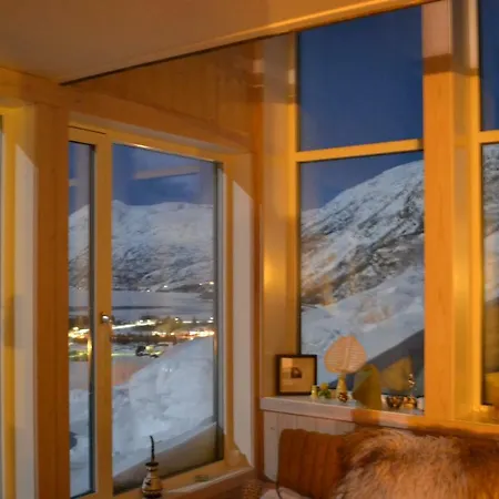 Semesterbostad Ein Heilt Spesiell Lave I *