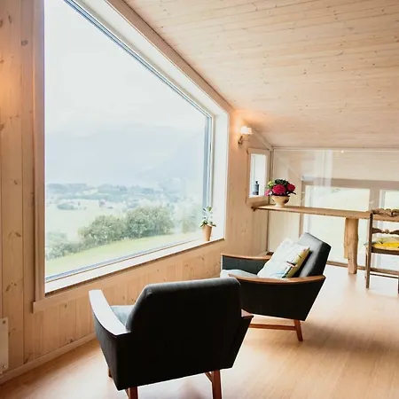 Ein Heilt Spesiell Lave I Røldal